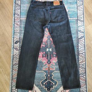 90s vintage black Levi's 505 women's jeans, 32"